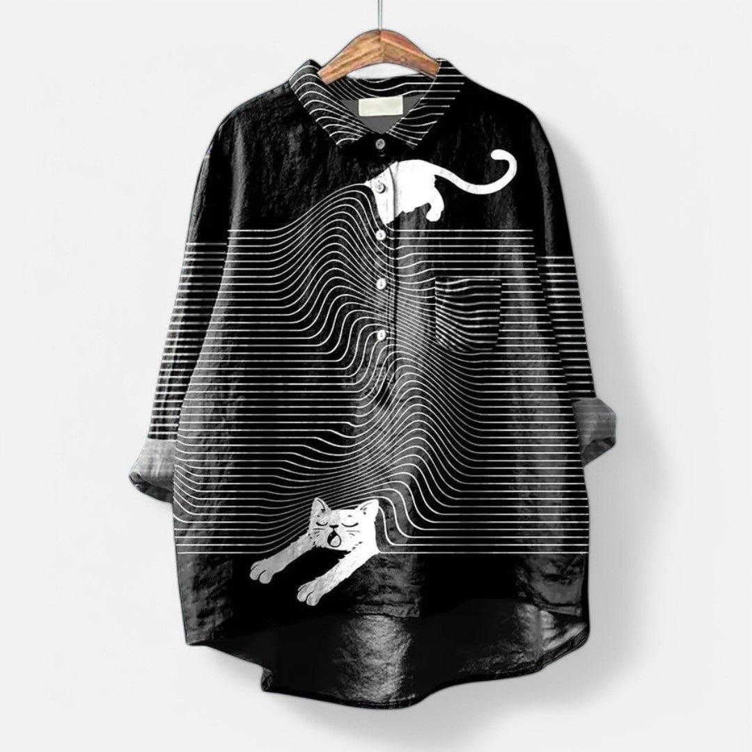 Hege | Trendy og moderne bluse med kunstneriske print