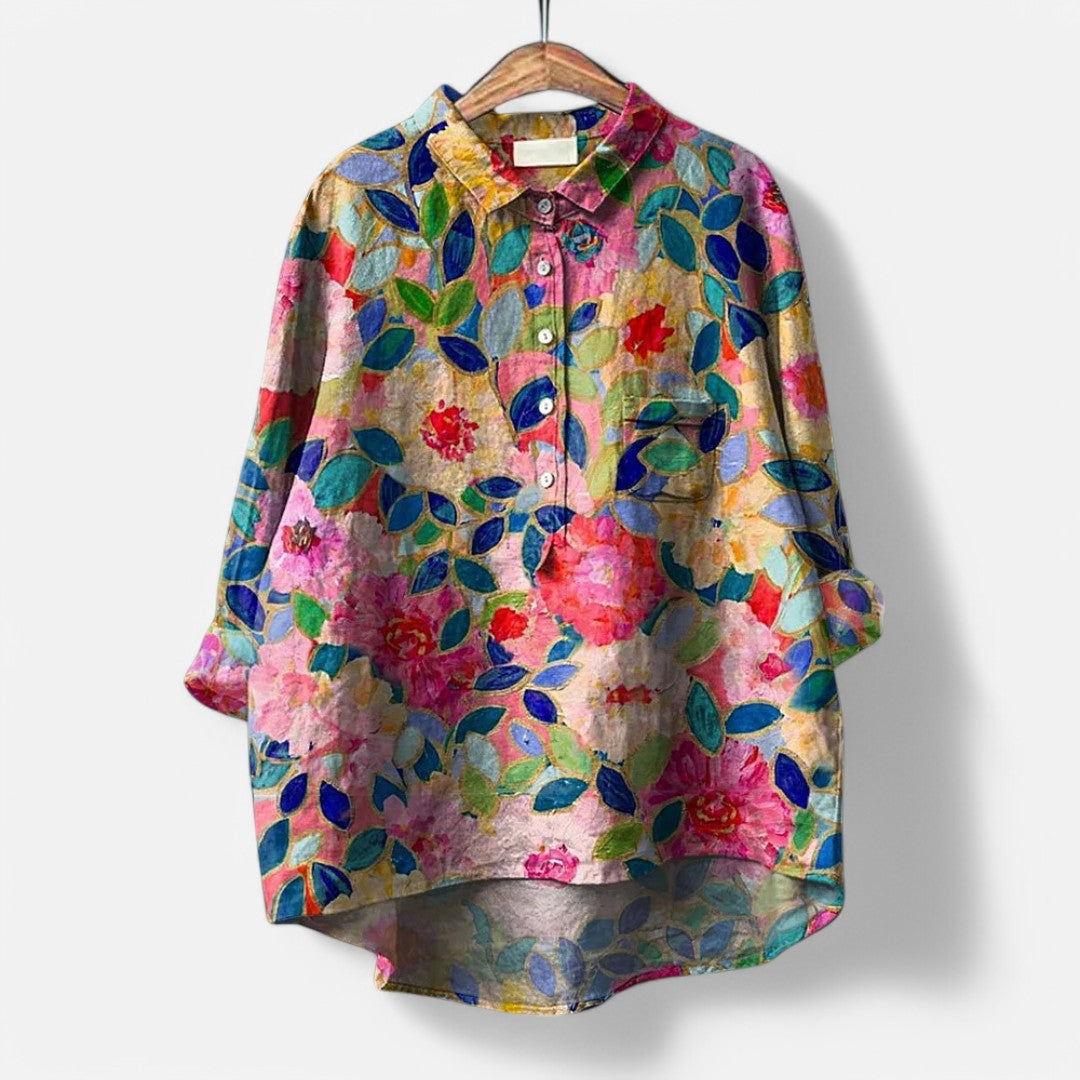 Hege | Trendy og moderne bluse med kunstneriske print