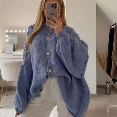 Oversized Cardigan Aura