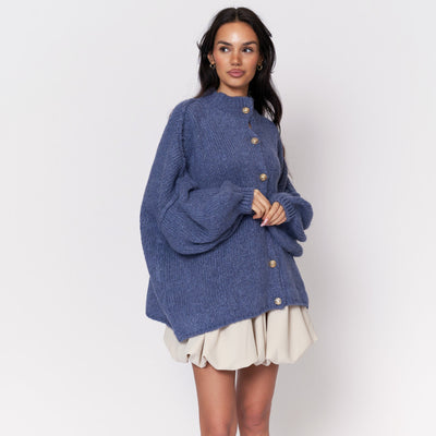 Oversized Cardigan Aura